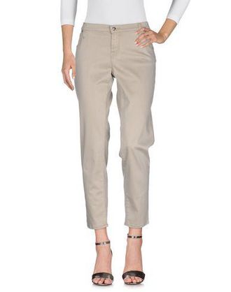 Jacob Cohen HOSEN & R&Ouml;CKE - Jeanshosen auf YOOX.COM