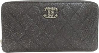 Chanel Pre-owned Wallets, female, Black, Size: ONE SIZE Pre-owned Matelasse Long wallet (bi-fold)