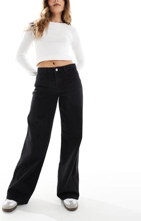 Pieces Selma wide leg mid rise jeans in black
