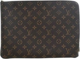 Louis Vuitton Pre-owned Clutches, female, Brown, Size: ONE SIZE Pre-owned Etui Voyage MM