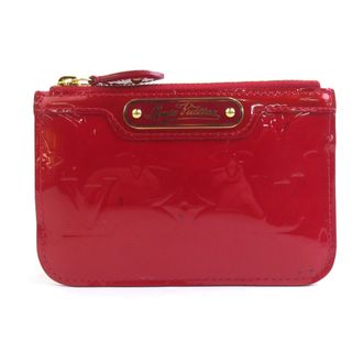 Louis Vuitton Dark Red Patent Leather Pochette (Pre-Owned)