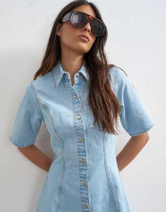 Topshop Vestito corto in denim candeggiato a maniche corte con bottoni-Blu