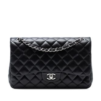 Chanel Tweedehands Jumbo Classic Lamsleer Dubbele Flap