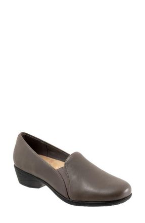 Softwalk Reagan Flat in Grey at Nordstrom, Size 10.5