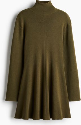 H&M Feinstrick-Kleid mit Turtleneck - Green