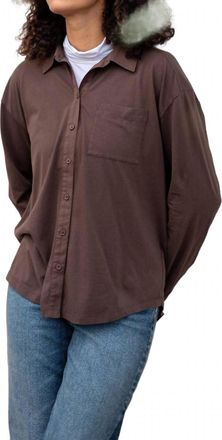 Mersea Moderne Oxford Tee In Chocolate