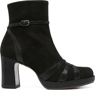 Chie Mihara 80 mm suède laarzen met gespbandje - Zwart