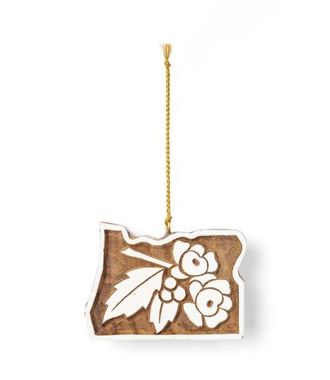 Matr Boomie Oregon State Grape Ornament in Natural at Nordstrom