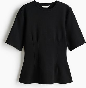 H&M Tailliertes T-Shirt aus Interlockjersey - Schwarz