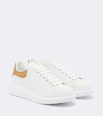 Alexander McQueen Zapatillas Oversized de piel