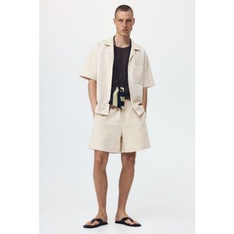 H&M Relaxed Fit Interlock Shorts in Light Beige at Nordstrom, Size Xx-Large