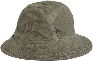 C.P. Company ACCESSORIES - Hats sur YOOX.COM