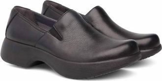 Dansko Womens Winona Clog In Black Milled Nappa