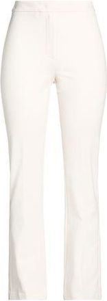 Beatrice .B HOSEN & R&Ouml;CKE - Hosen auf YOOX.COM