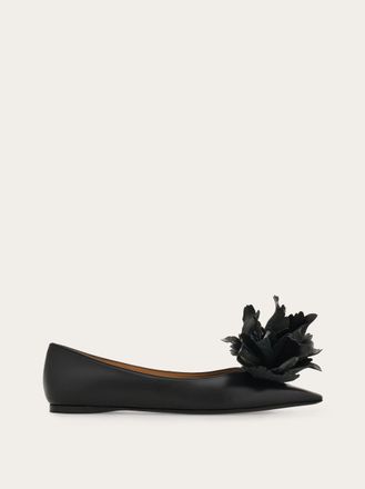 Ferragamo Women Flower embellished ballet flat Black Size 2.5