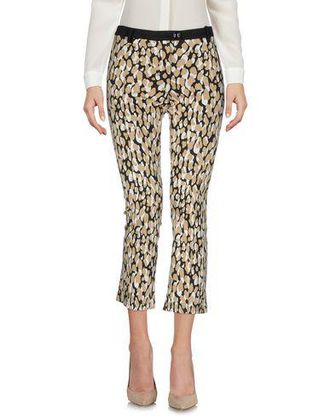 Patrizia Pepe BOTTOMWEAR - Pantaloni su YOOX.COM