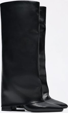Bershka stivaletti con tacco in nero