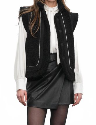 Greylin Rory Vest In Black