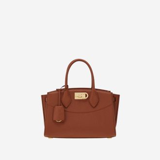 Ferragamo Handtasche aus geh&auml;mmertem Leder