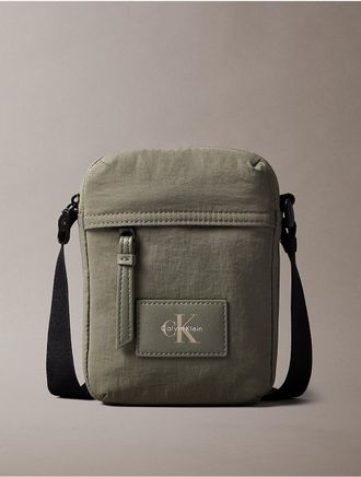 Calvin Klein Mens Nylon Reporter Bag - Dark Beige