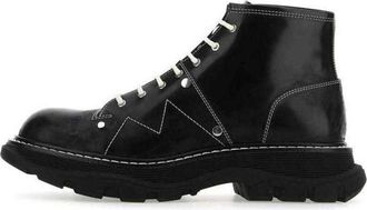 Alexander McQueen Tread Lace-Up Boots Black 604253WHZ851081