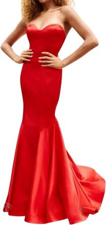 Faviana Silhouette Fitted Dress In Red