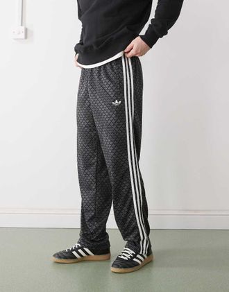 adidas Originals Firebird - Pantaloni sportivi ampi neri con monogrammi-Nero