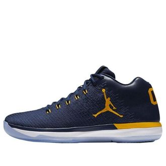 Nike Jordan Air Jordan 31 Low Michigan 897564-425