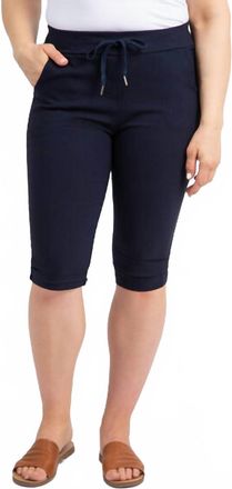 M Made in Italy Woven Capri In Navy