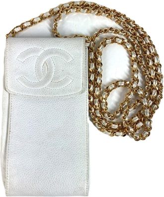 Chanel White Grained Calfskin Phone Wallet (Pre-Owned)
