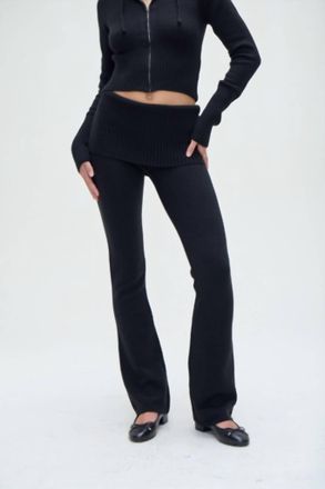 Frankies Bikinis Aimee Cloud Knit Pant In Black