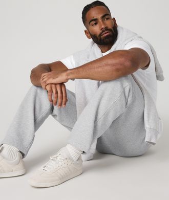 Vuori Clothing Seaside Straight Leg Sweatpant 30 | Light Heather Grey | XS, Size Extra Small