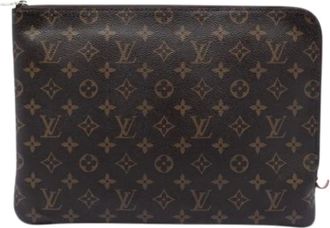 Louis Vuitton Pre-owned Clutches, female, Brown, Size: ONE SIZE Pre-owned Etui Voyage MM