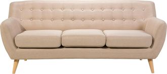 Beliani Sof&aacute; 3 Plazas Tapizado Beige Con Respaldo Copetudo Patas De Madera Clara Acolchadas Gruesas Sala De Estar Minimalista Escandinava Motala