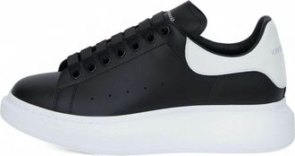 Alexander McQueen Oversized Sneaker Black White 2024 553680-WIEEN-1070