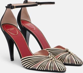 Valentino Garavani Annine satin pumps