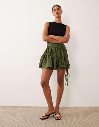 Ghospell Minigonna svolazzante verde scuro con coulisse in coordinato