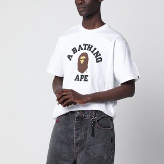 A Bathing Ape T-shirt College bianca in cotone