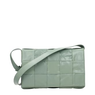 Bottega Veneta Damess Cassette crossbodytassen groen/salie leer