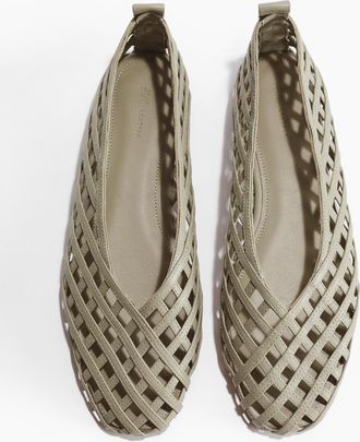 H&M Lederballerinas in Flechtoptik - Beige