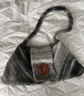 Generic Knitted Crossbody Bag, Grey Striped Pattern with Brown Button, Handcrafted Design