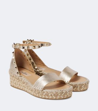 Valentino Garavani Sandalias Rockstud de piel metalizada