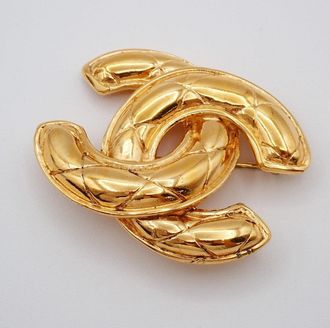 Chanel Vintage Quilted Cc Brooch Metal _Plated Brooch Jewelry (Pre-Owned)