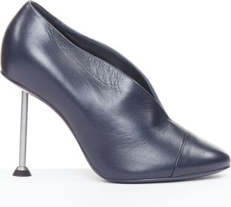 Victoria Beckham Pin leather silver nail pumps