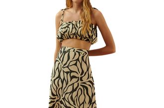 Cala de la Cruz Lava Crop Top In Arrecife Black-White