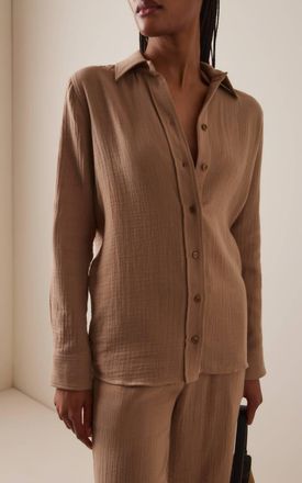 Éterne Constance Button Up Top In Taupe