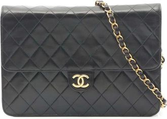 Chanel Borsa a spalla CC in pelle di agnello trapuntata con battente 1997-1999 - Nero