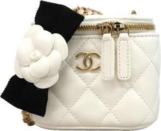 Chanel White Leather Vanity Bag (Pre-Owned)