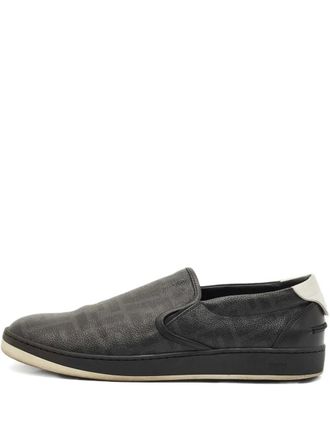 Fendi logo-print sneakers - Black