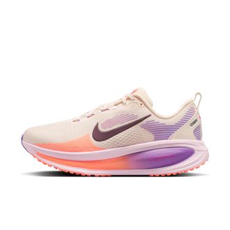 Nike Womens Vomero 18 Road Running Shoes (Extra Wide) in White | IF0515-113